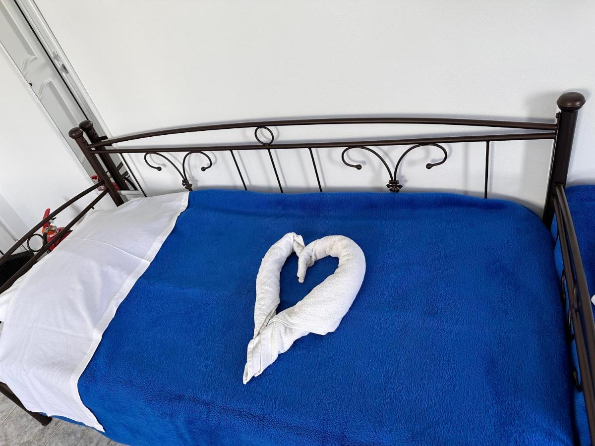 7Syn7 Aparthotel Oreoi Exteriör bild