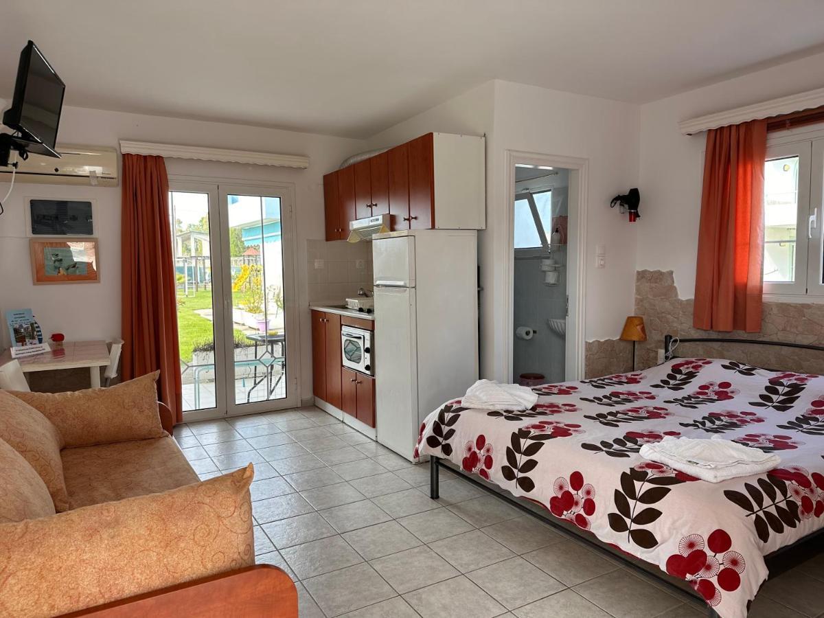7Syn7 Aparthotel Oreoi Exteriör bild
