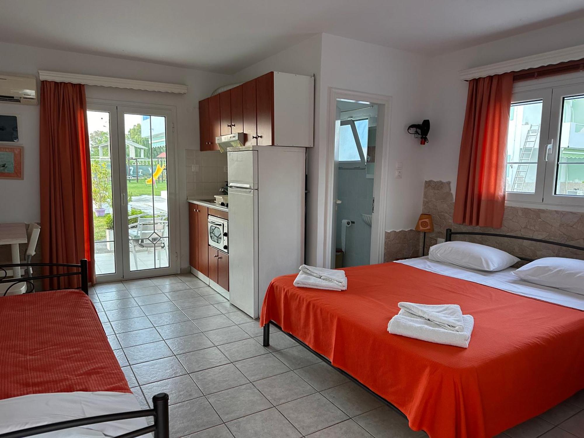 7Syn7 Aparthotel Oreoi Exteriör bild